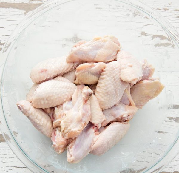 FRESH CHICKEN NIBBLES
