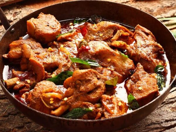 FRESH FREE RANGE CHICKEN (LARGE) - Image 3